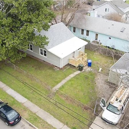 Beach Bungalow - 1 Block To Beach - Pets Welcome! Norfolk Extérieur photo