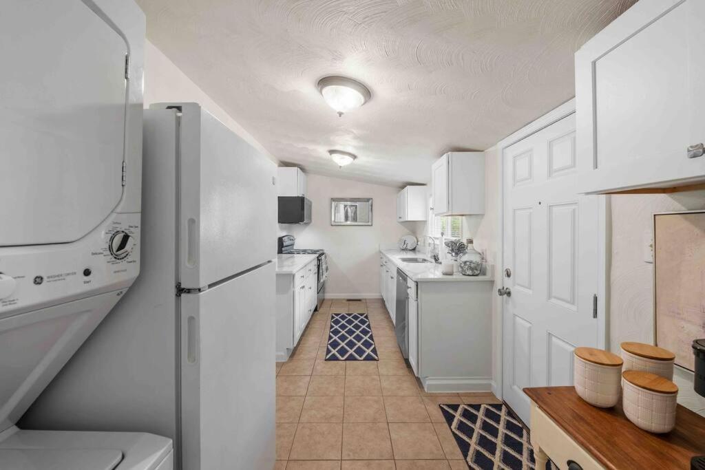 Beach Bungalow - 1 Block To Beach - Pets Welcome! Norfolk Extérieur photo
